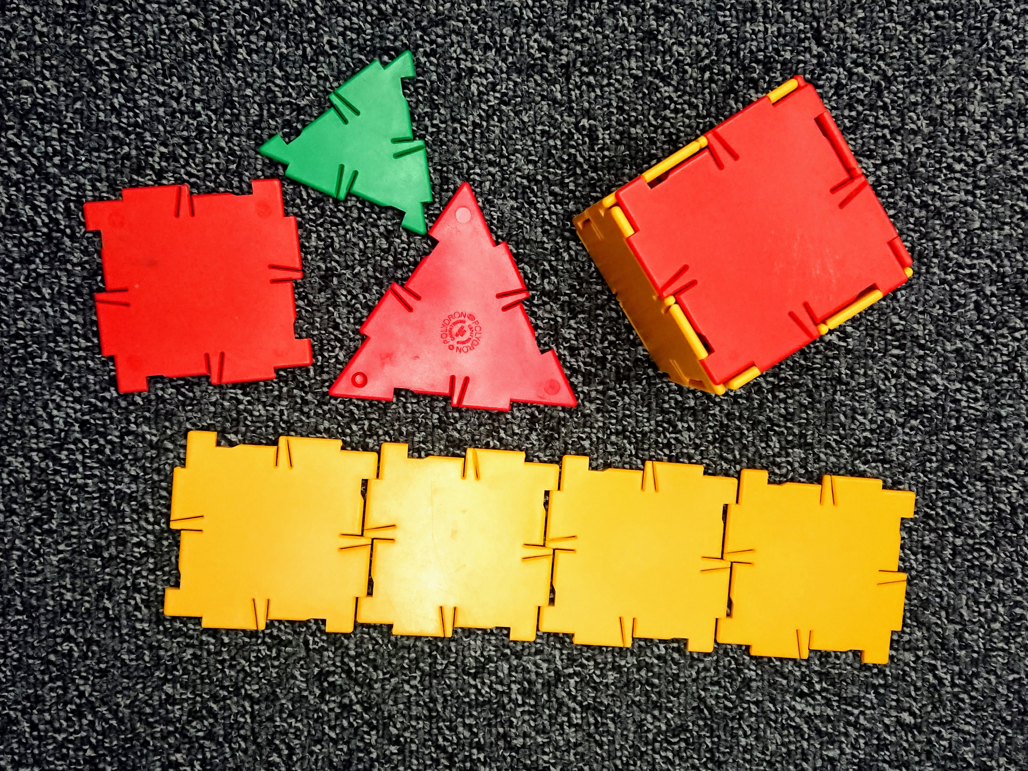 Polydron pieces